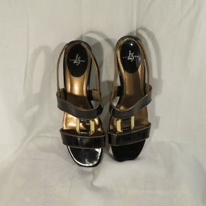 Life Stride Sandals